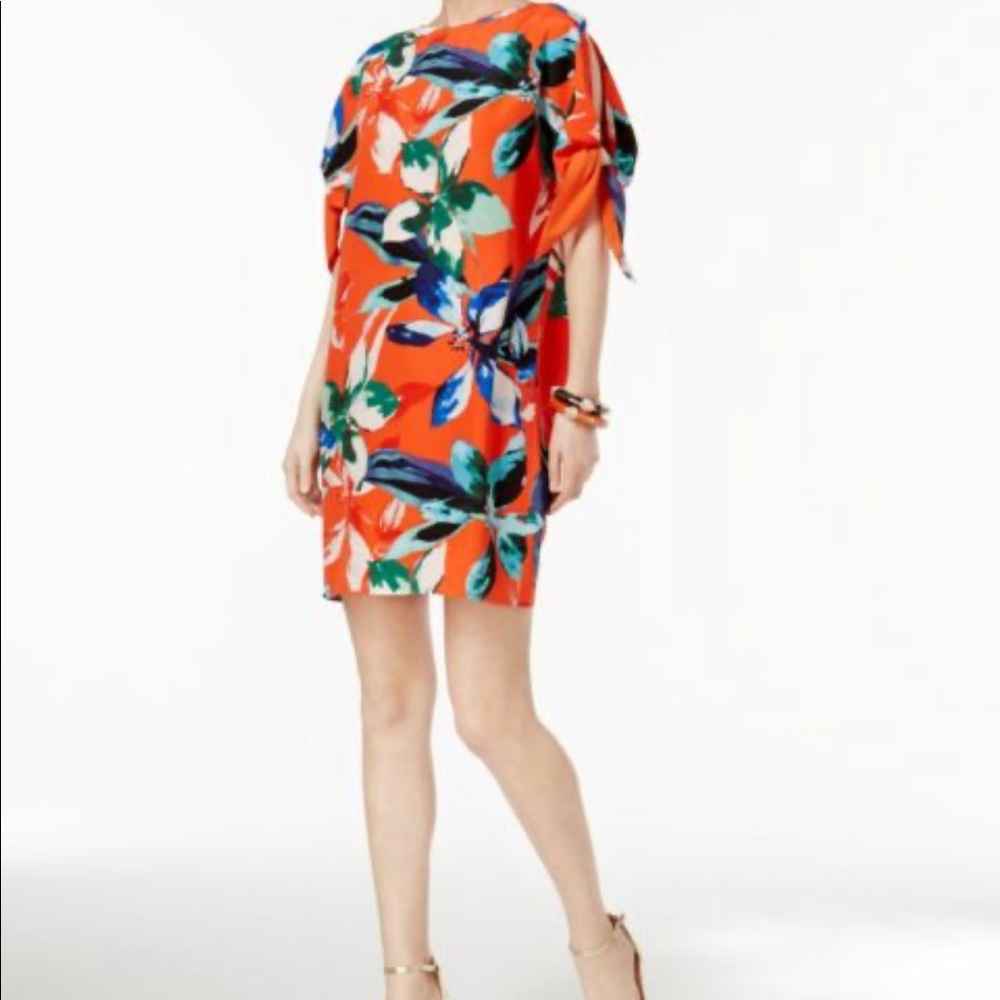 Vince Camuto Coral Floral Mid Length Shift Dress
